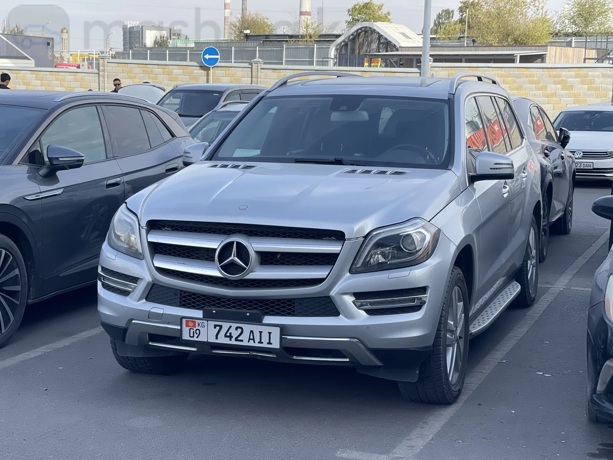 Mercedes-Benz GL-Класс II (X166) 500 4.7 AT 4WD, 2013