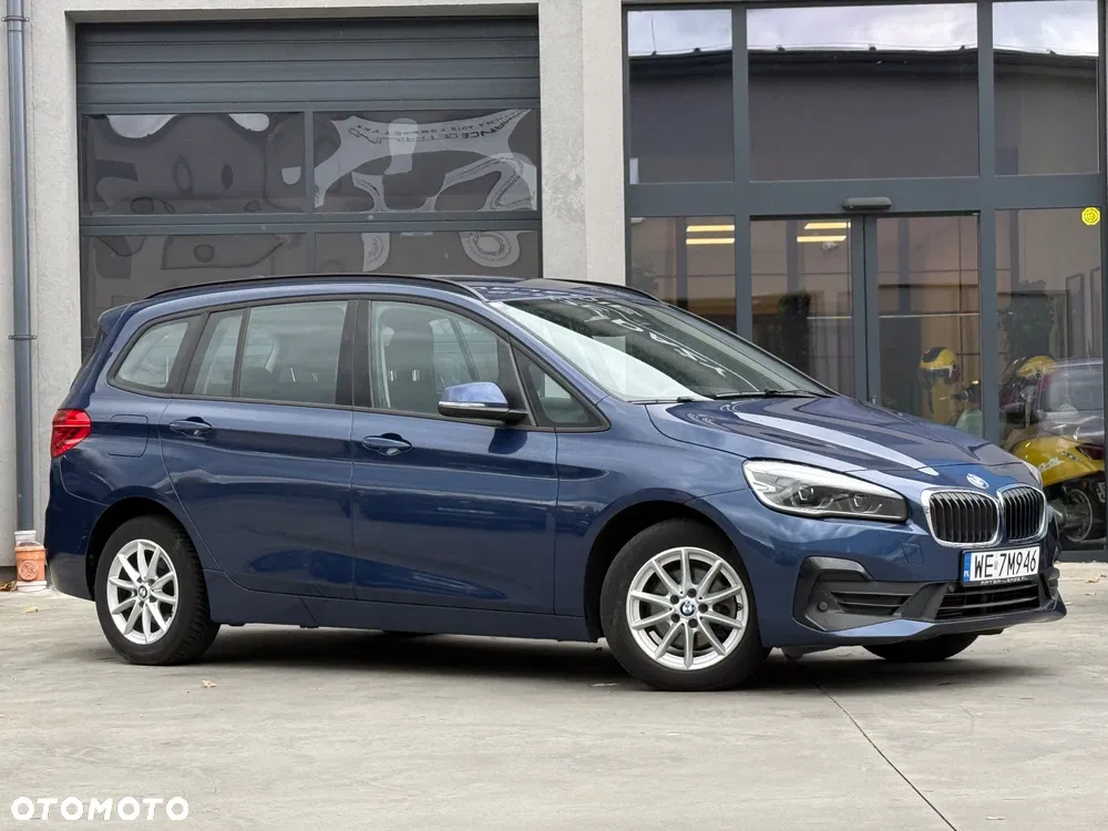 BMW Seria 2 216d Advantage, 2022