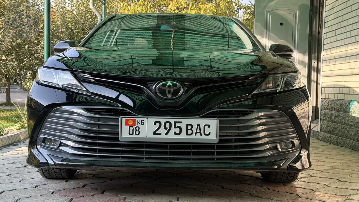 Toyota Camry VIII (XV70) 2.5 AT, 2018