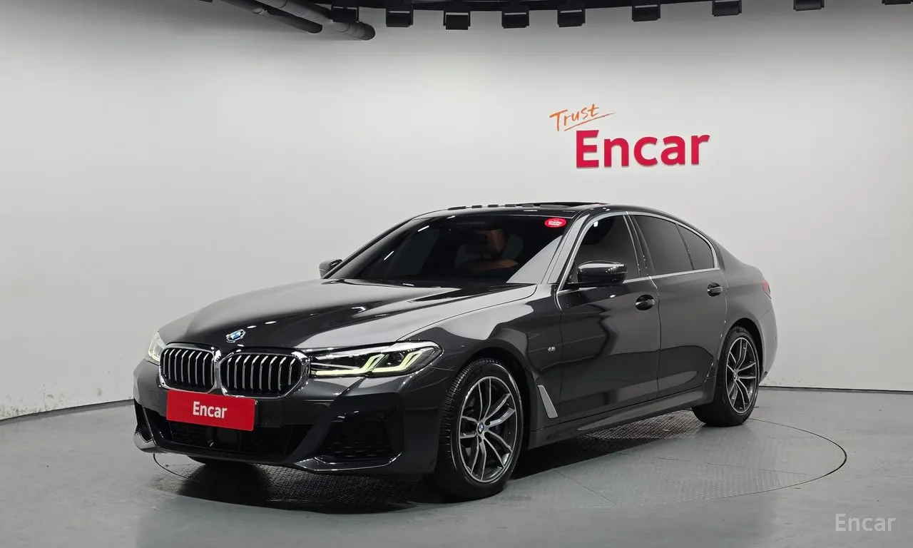 BMW 5-Series 520i M Sport, 2022